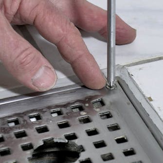 Slukrist bad: Skru av risten Slukrist bad: Skru av risten